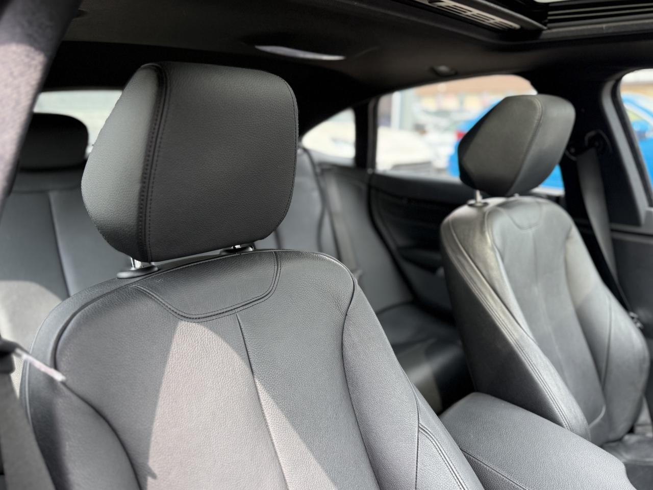 2019 BMW 4 Series 430i //M SPORT | SUNROOF | LOADED Photo