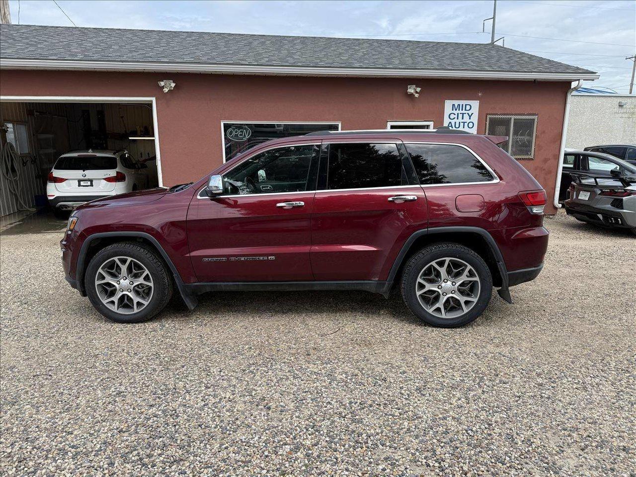 Used 2022 Jeep Grand Cherokee WK LIMITED 4WD for sale in Saskatoon, SK