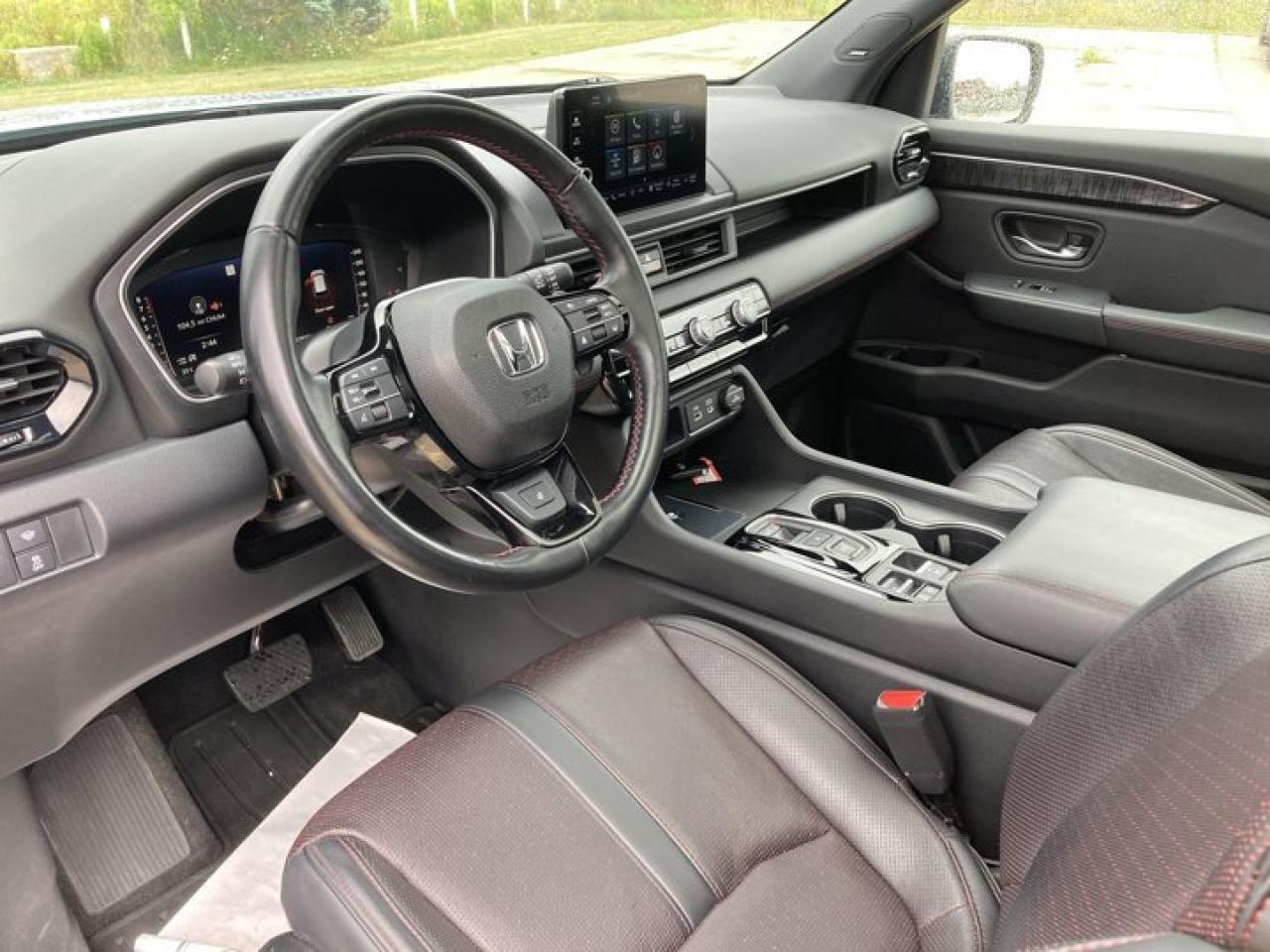 2023 Honda Pilot Black Edition AWD | AC Seats | Heated Seats | Panoramic Roof Photo