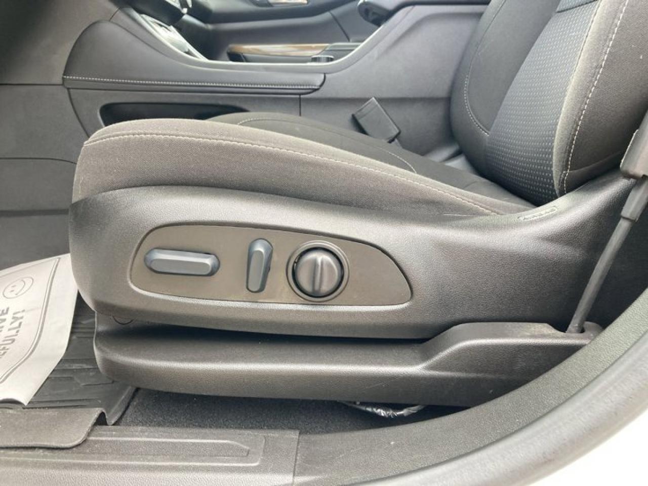 2022 GMC Acadia SLE AWD Photo