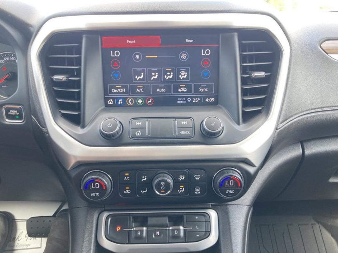 2022 GMC Acadia SLE AWD Photo