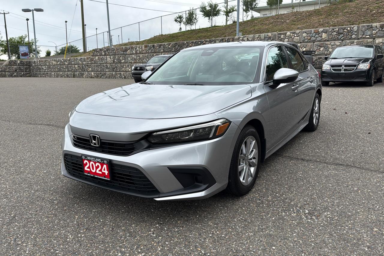 2024 Honda Civic Sedan EX Photo2