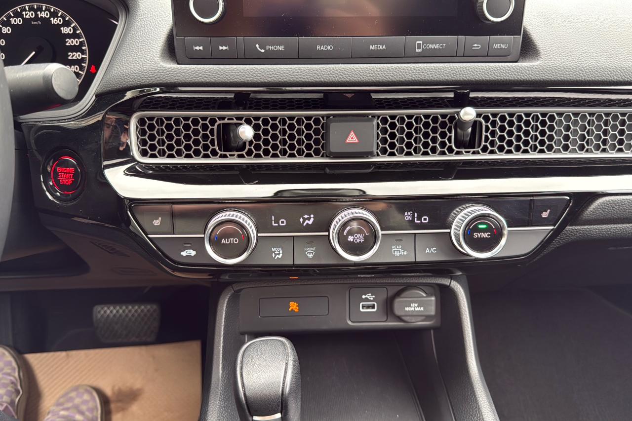 2024 Honda Civic Sedan EX Photo