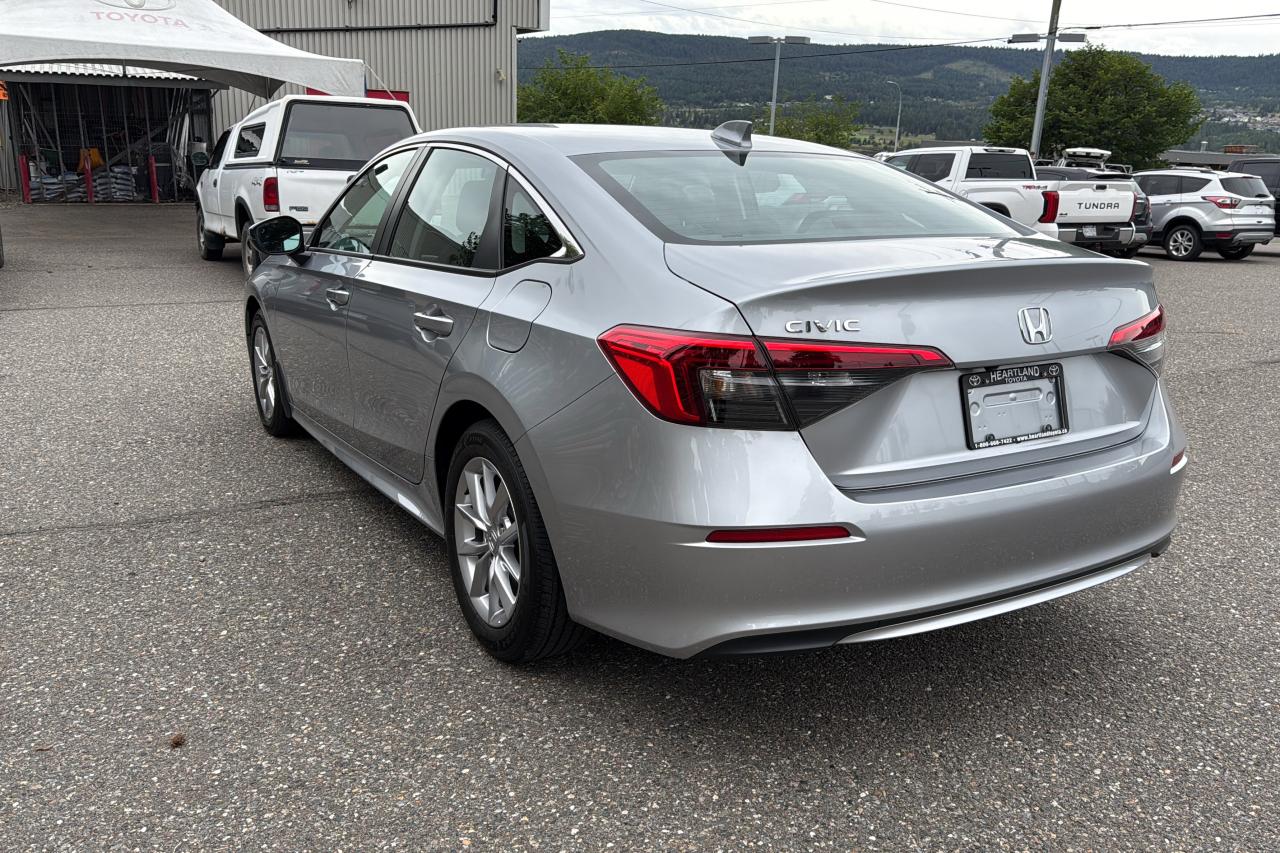 2024 Honda Civic Sedan EX Photo4