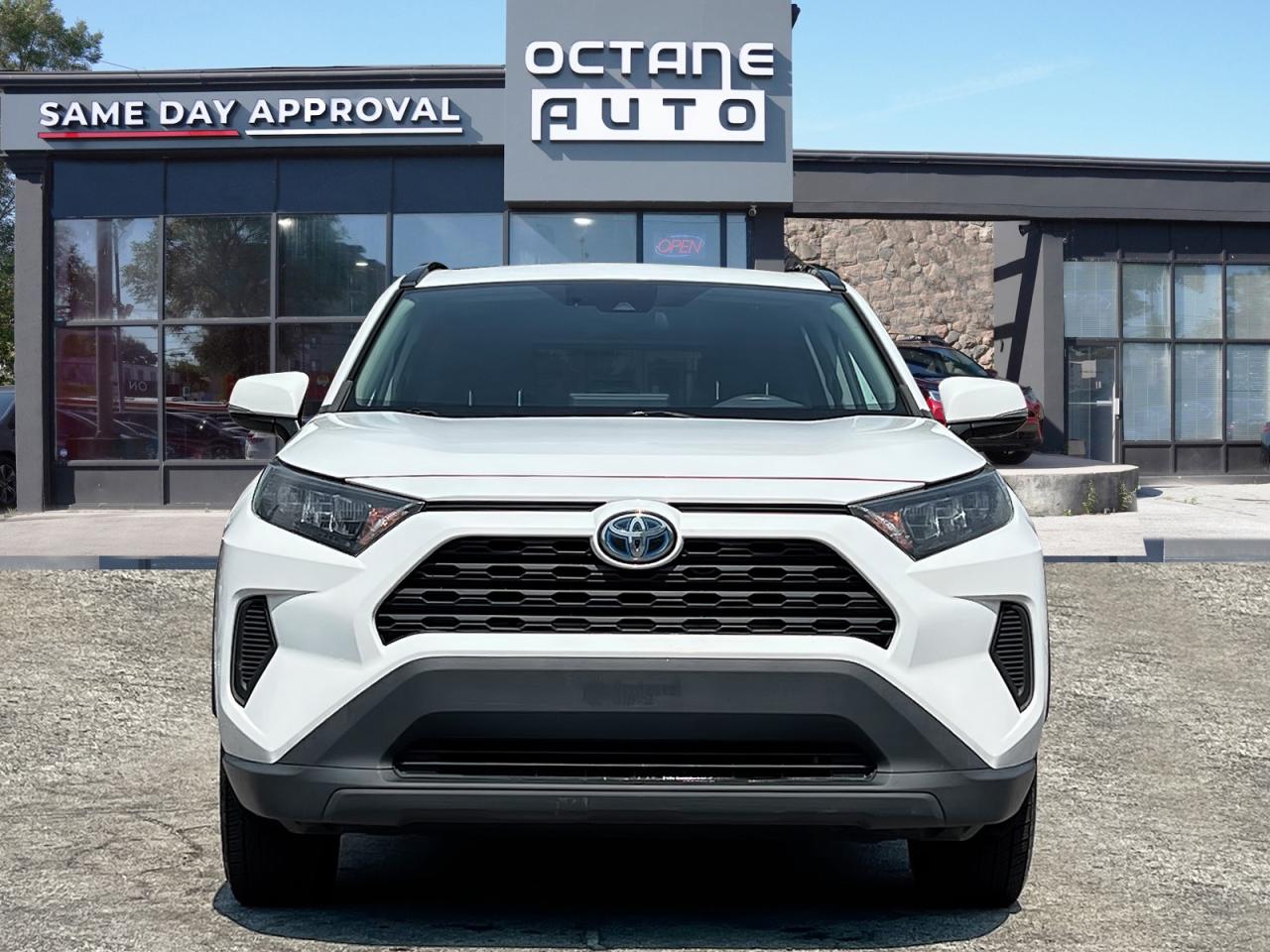 2019 Toyota RAV4 Hybrid LE - Photo #2