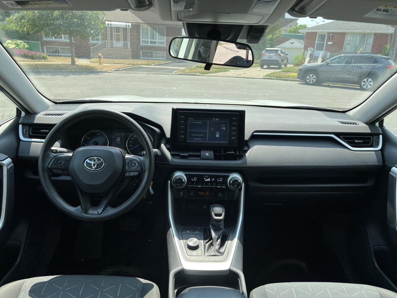 2019 Toyota RAV4 Hybrid LE - Photo #13