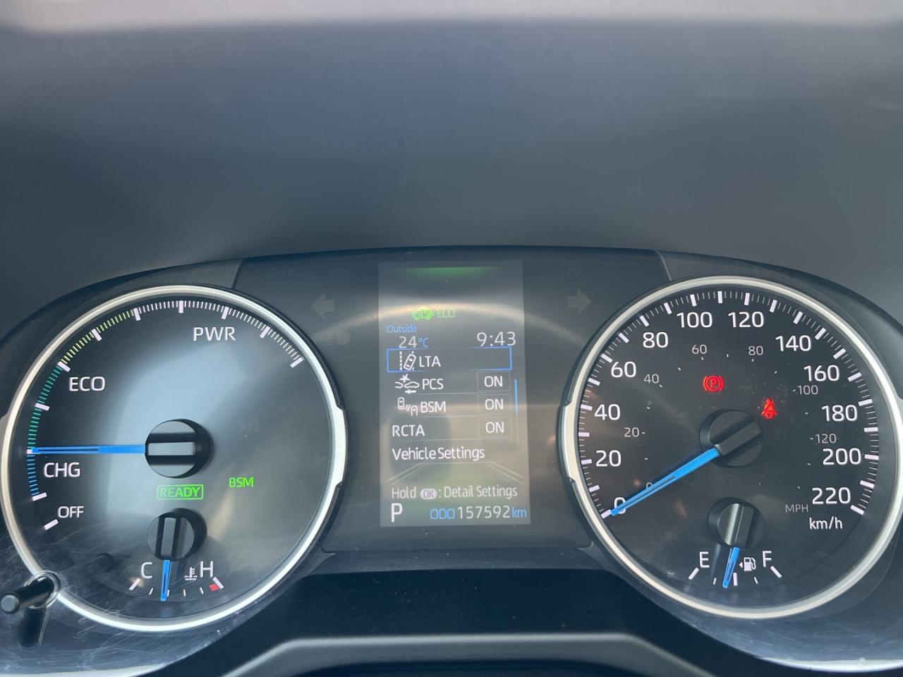 2019 Toyota RAV4 Hybrid LE - Photo #16