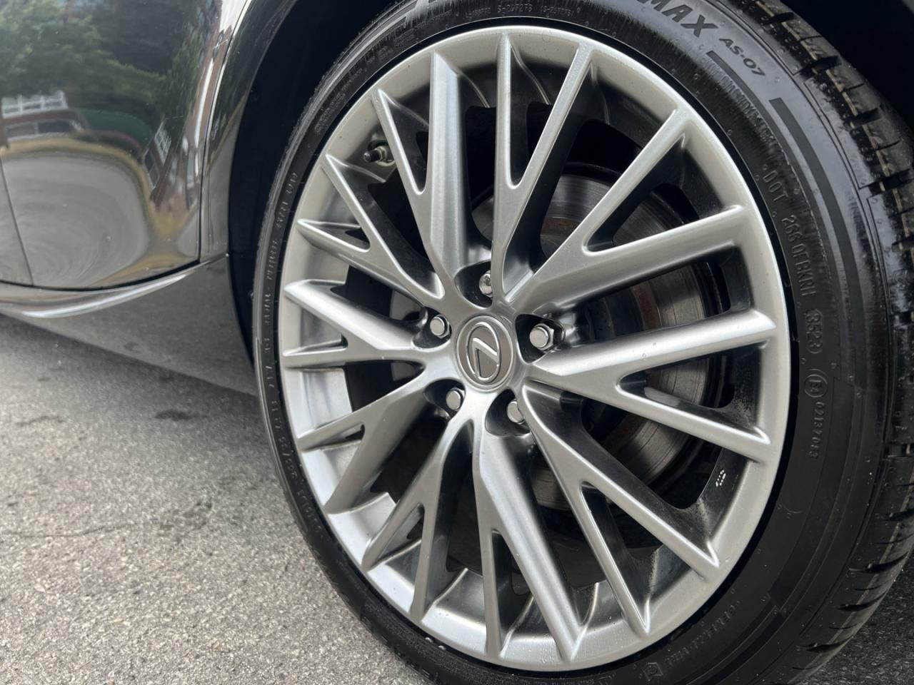 2018 Lexus IS 300 AWD - Photo #27