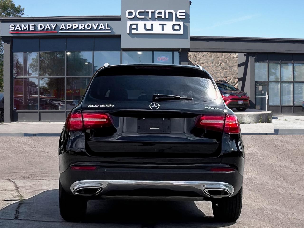 2018 Mercedes-Benz GLC-Class GLC 350e 4MATIC - Photo #5