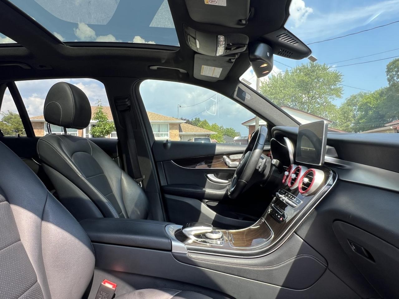 2018 Mercedes-Benz GLC-Class GLC 350e 4MATIC - Photo #10