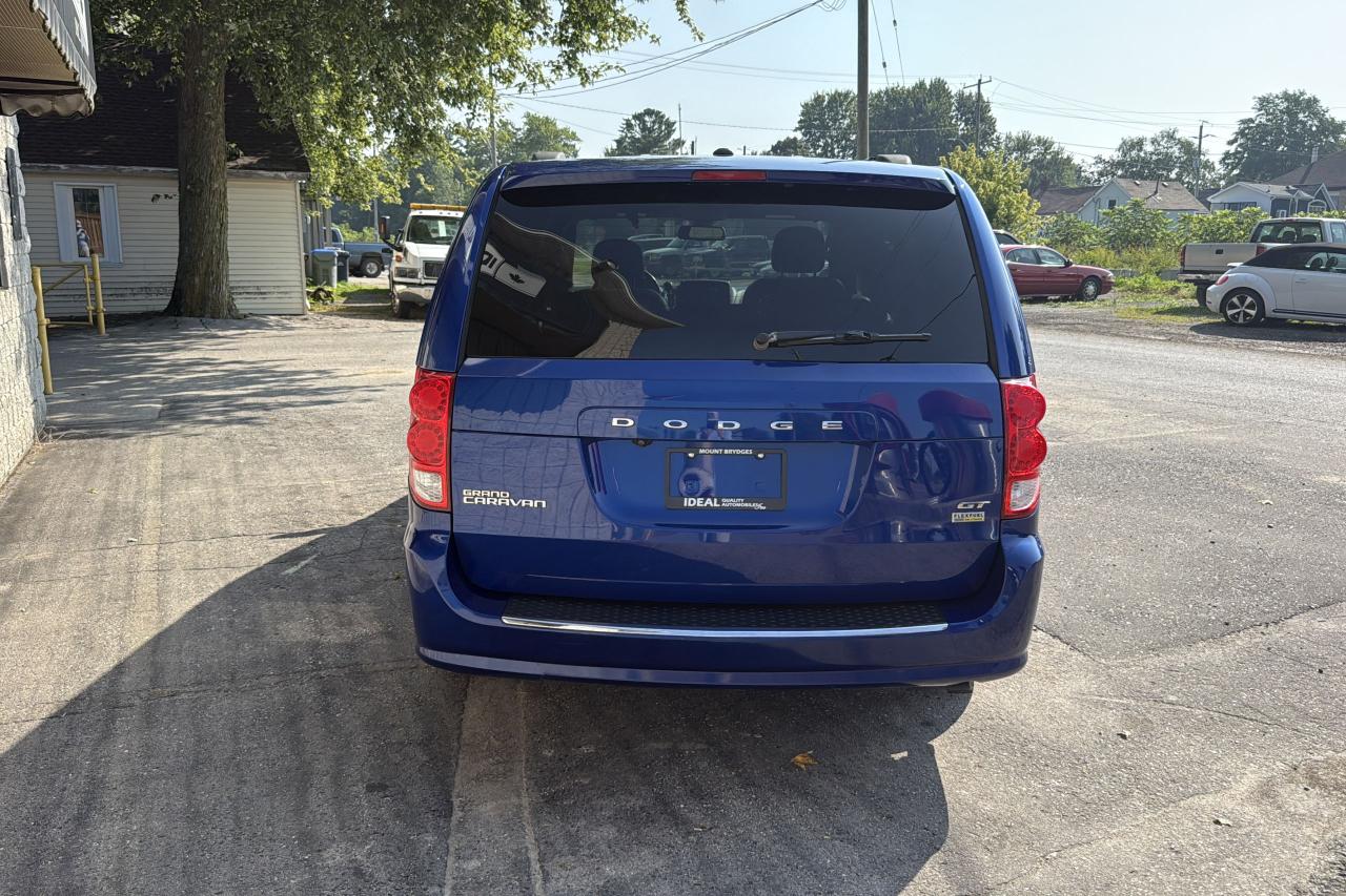 2019 Dodge Grand Caravan GT - Photo #4
