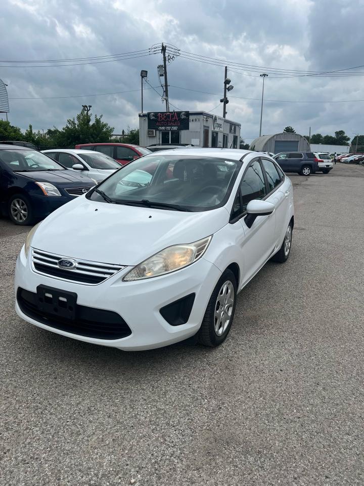 Used 2013 Ford Fiesta 4dr Sdn SE for sale in Kitchener, ON