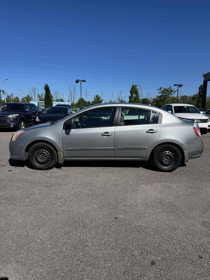 2010 Nissan Sentra 2.0 S - Photo #3