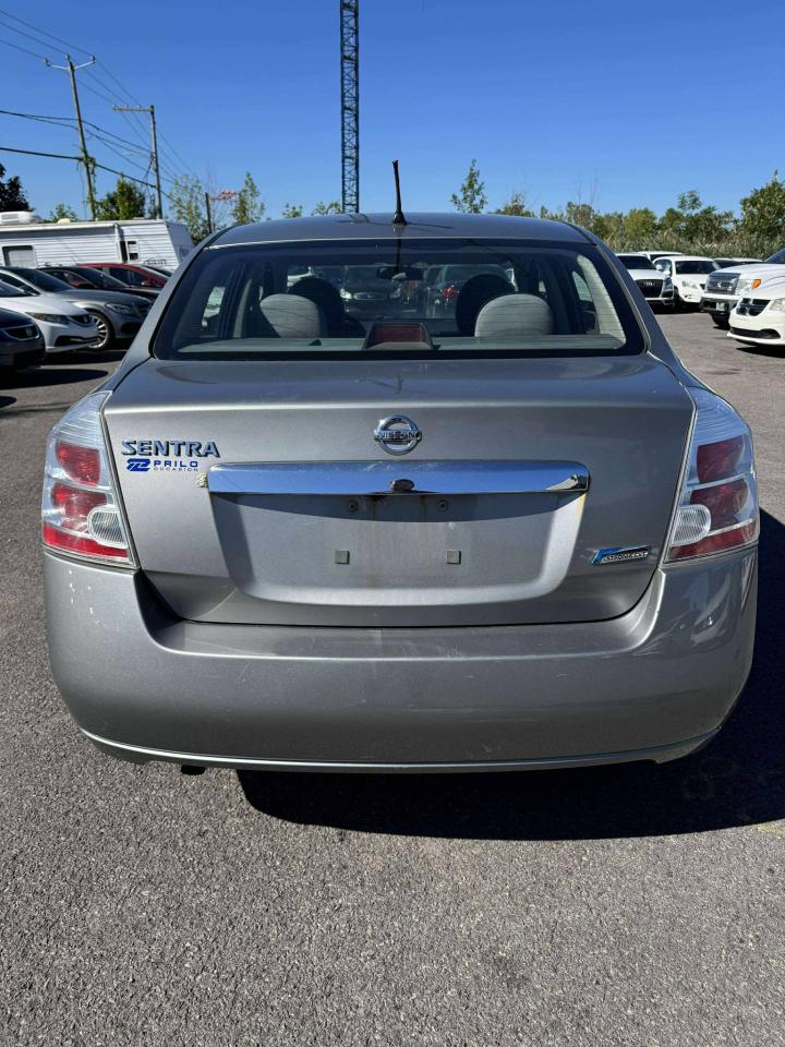 2010 Nissan Sentra 2.0 S - Photo #4