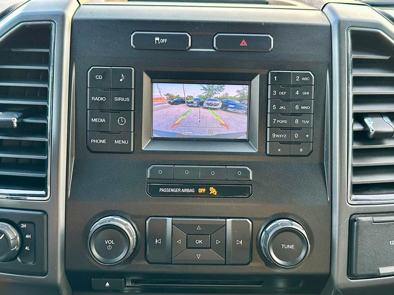 2017 Ford F-150 XLT - Photo #17