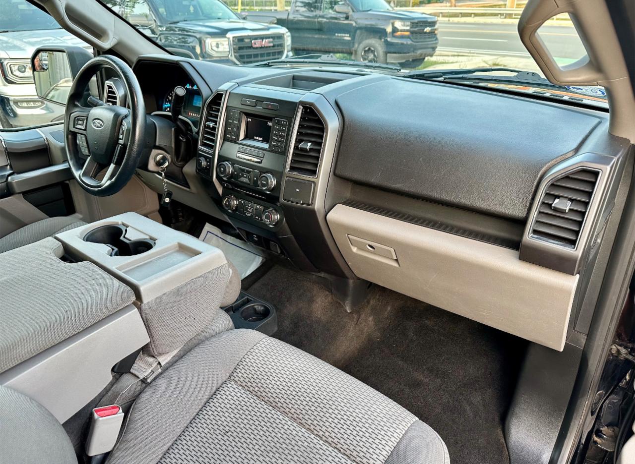 2017 Ford F-150 XLT - Photo #12