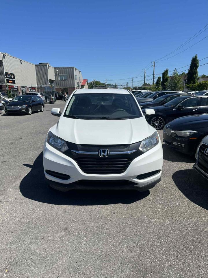 2017 Honda HR-V LX - Photo #2