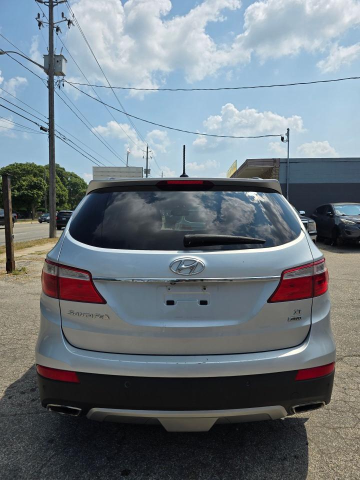 2015 Hyundai Santa Fe XL AWD 4dr 3.3L Auto Luxury w/6-Passenger - Photo #7