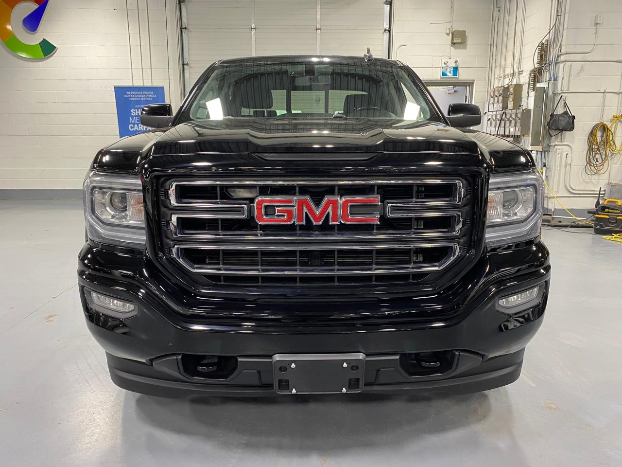 2018 GMC Sierra 1500 SLE - Photo #8