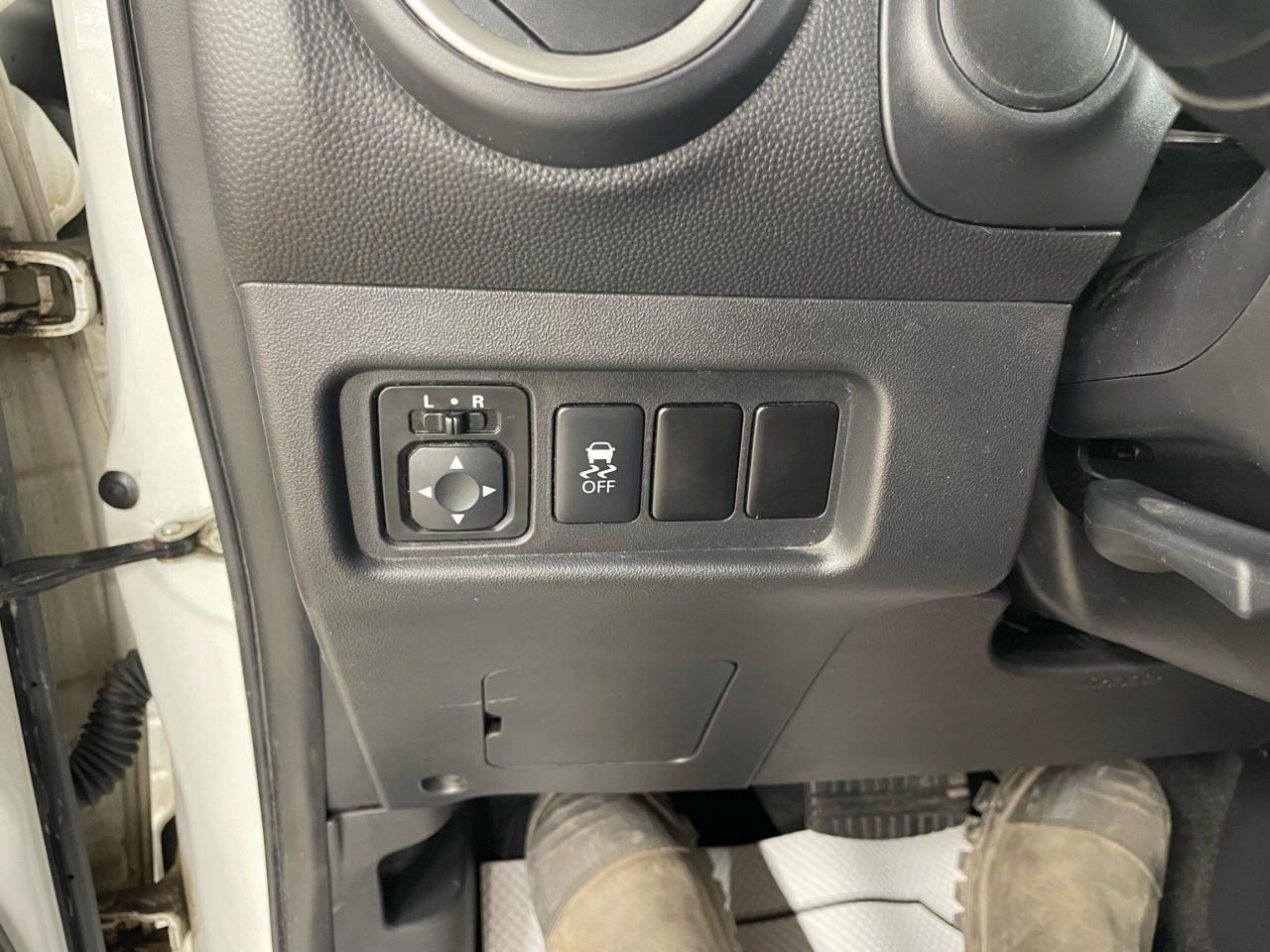 2017 Mitsubishi Mirage 4dr HB CVT SEL