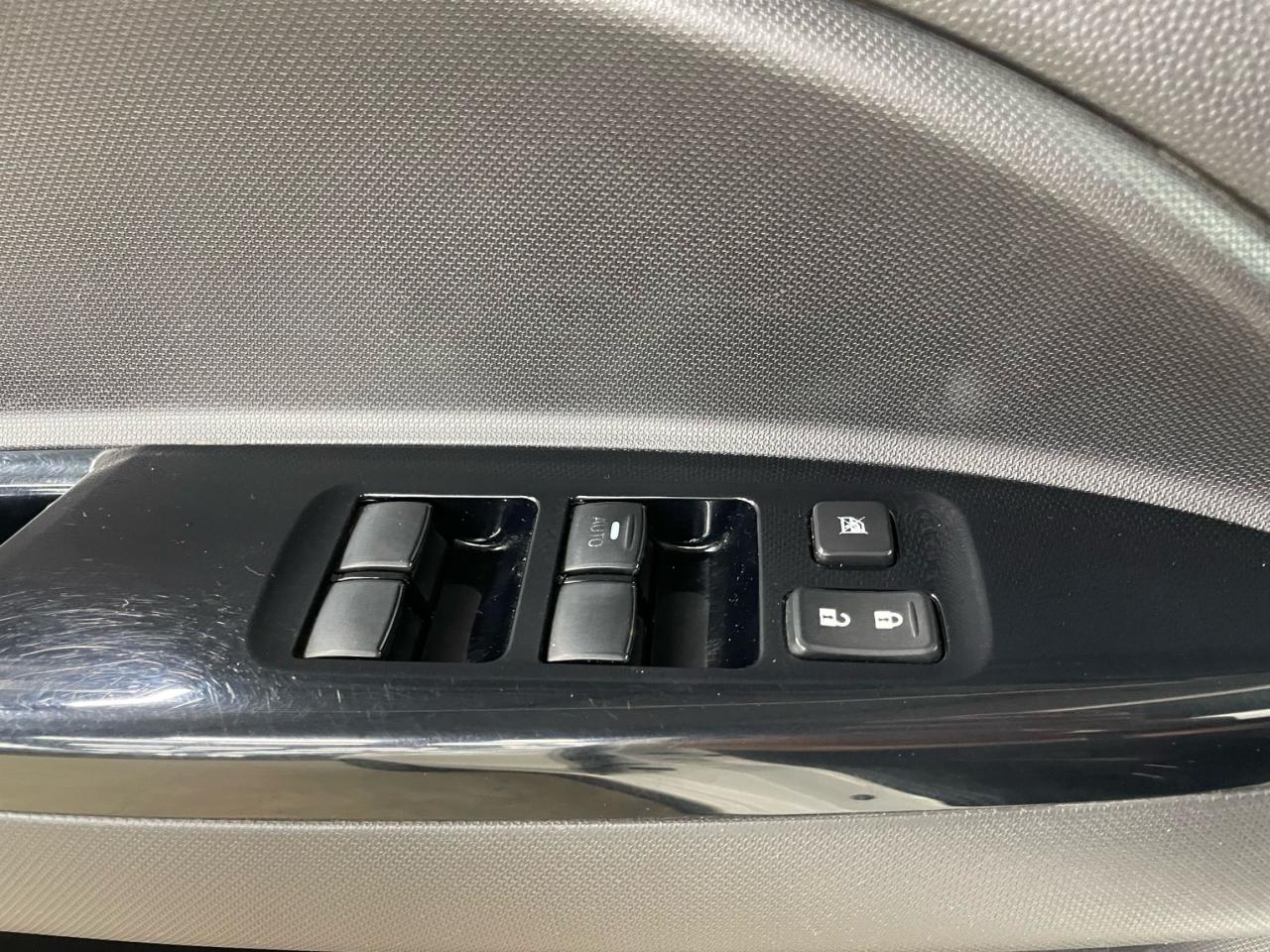 2017 Mitsubishi Mirage 4dr HB CVT SEL