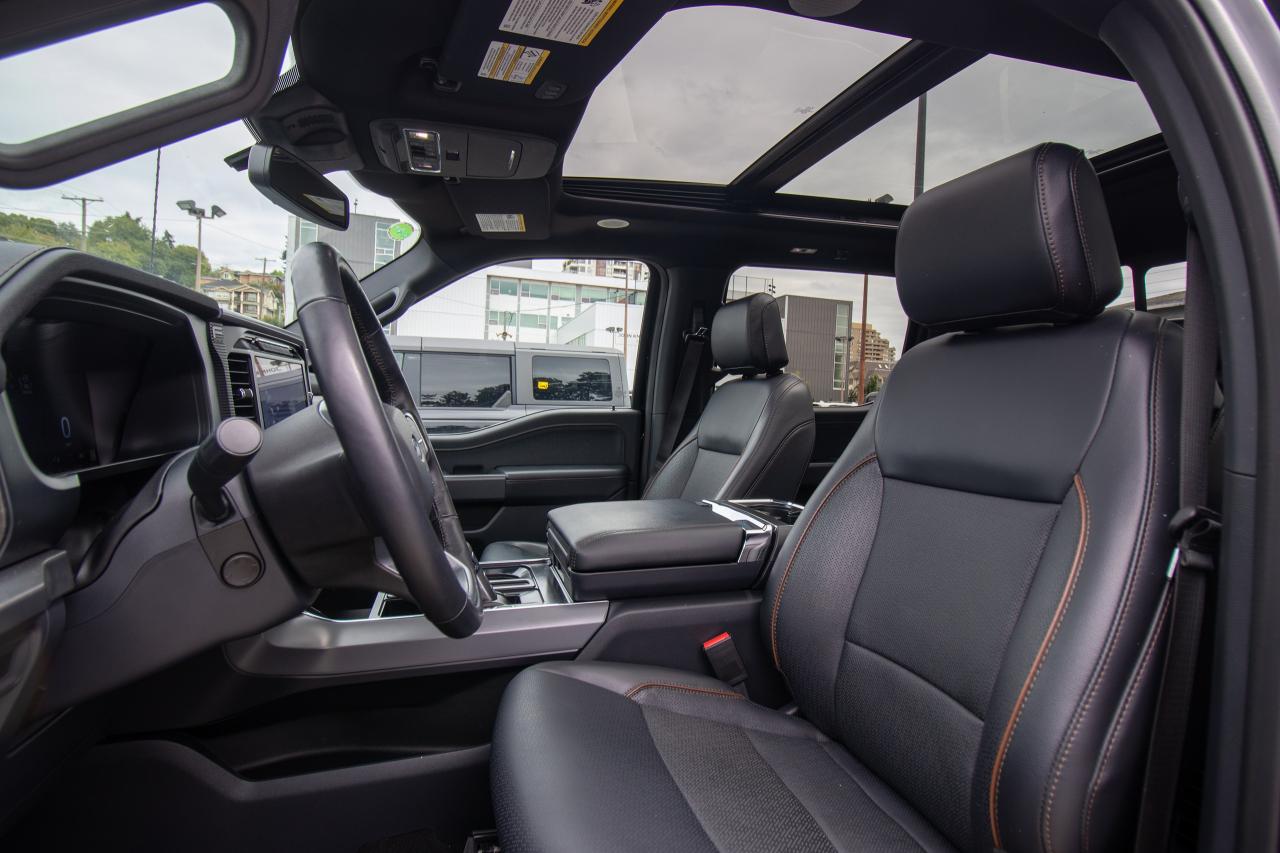 2024 Ford F-150 Lariat 4WD SuperCrew 5.5' Box Photo5