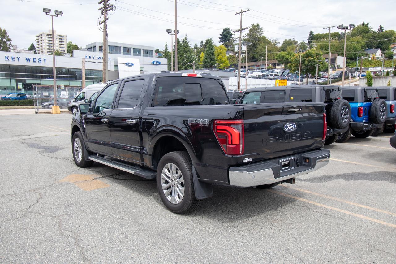 2024 Ford F-150 Lariat 4WD SuperCrew 5.5' Box Photo5