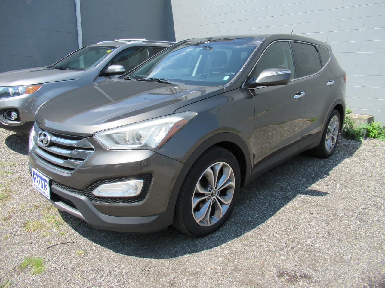 Used 2013 Hyundai Santa Fe AWD 4DR 2.0T AUTO LIMITED for sale in Brantford, ON