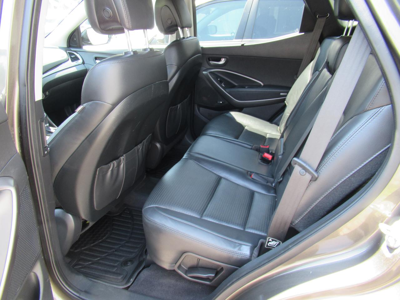 2013 Hyundai Santa Fe AWD 4DR 2.0T AUTO LIMITED - Photo #6