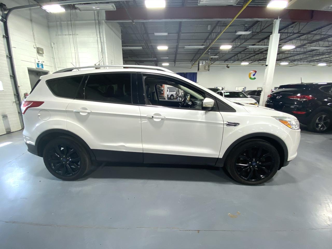 2016 Ford Escape Titanium - Photo #6