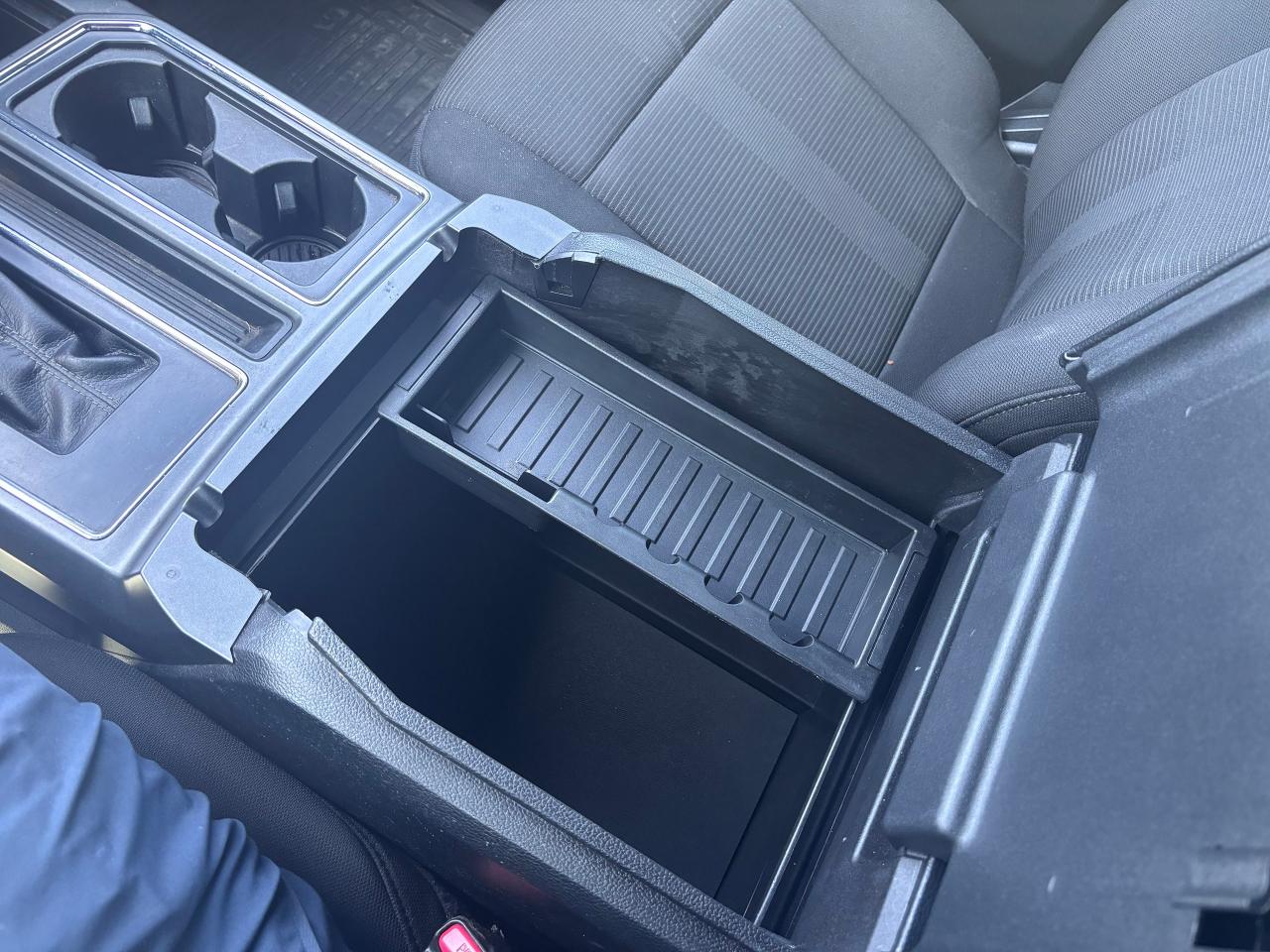 2017 Ford F-150 XLT NAV 5.0L V8 - Photo #21
