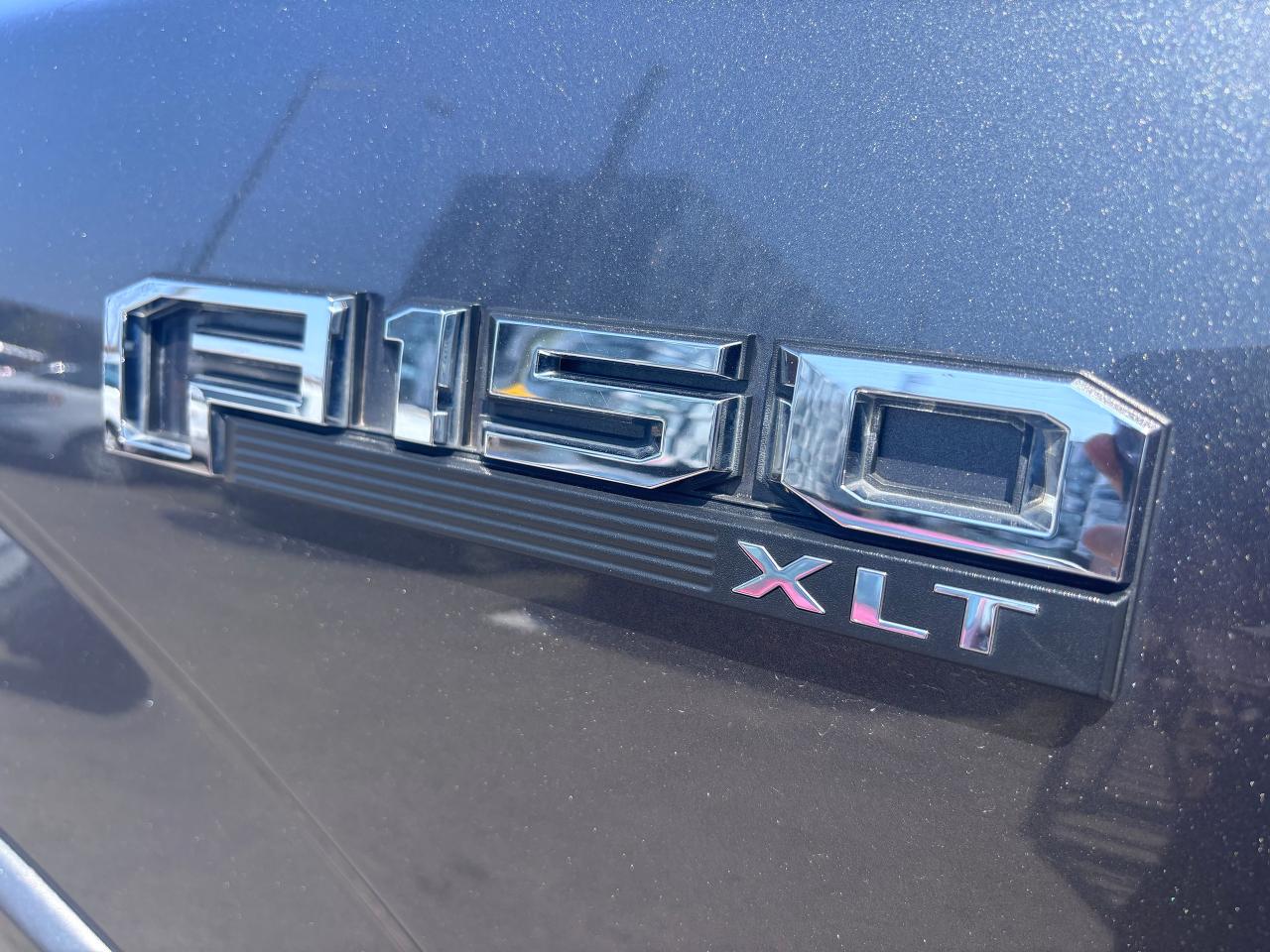 2017 Ford F-150 XLT NAV 5.0L V8 - Photo #2