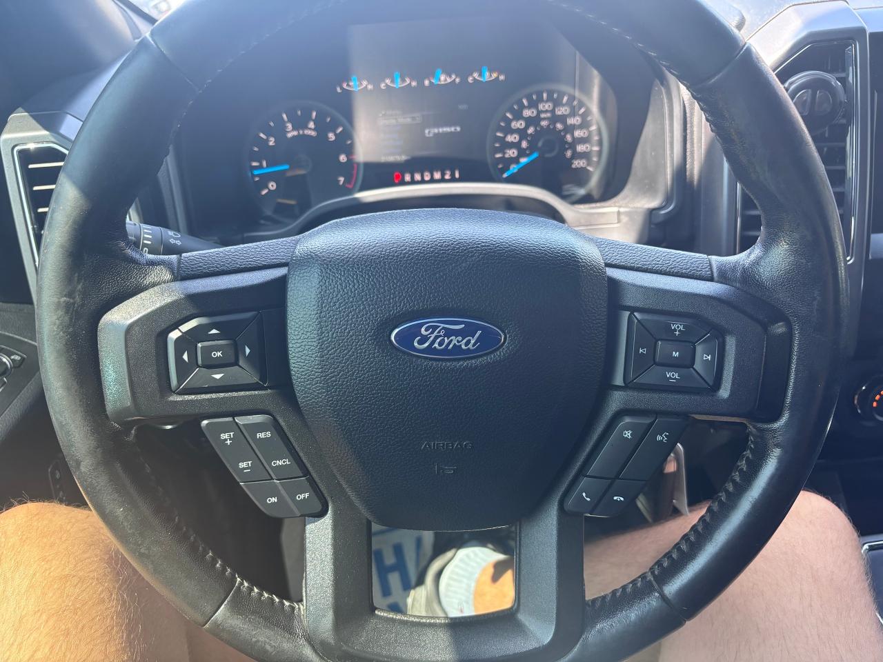 2017 Ford F-150 XLT NAV 5.0L V8 - Photo #18