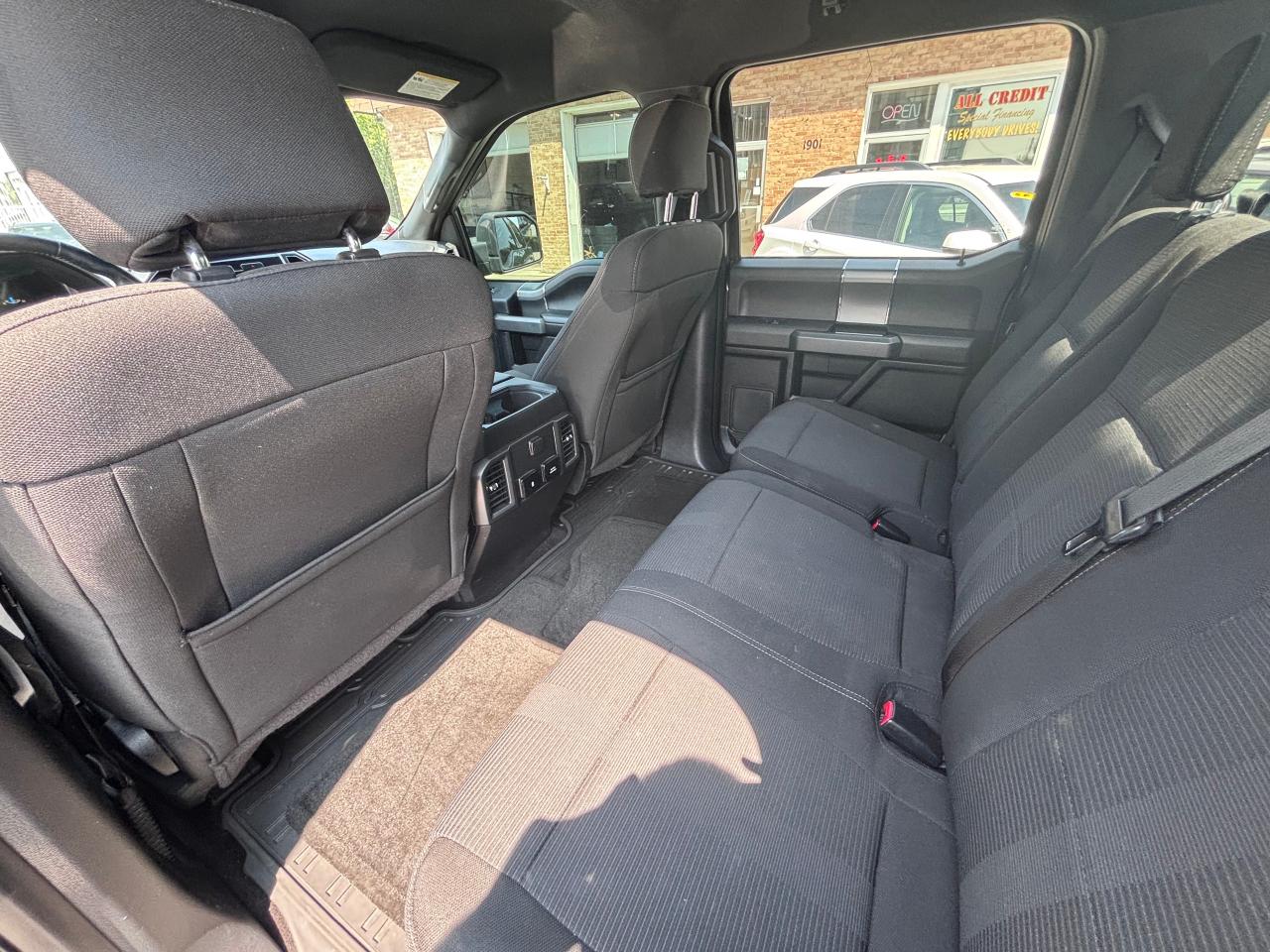 2017 Ford F-150 XLT NAV 5.0L V8 - Photo #13