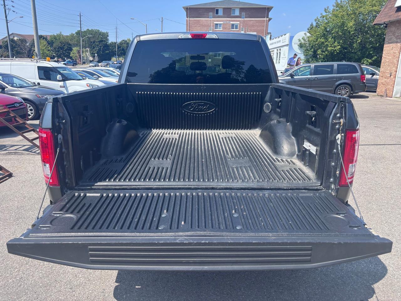 2017 Ford F-150 XLT NAV 5.0L V8 - Photo #10