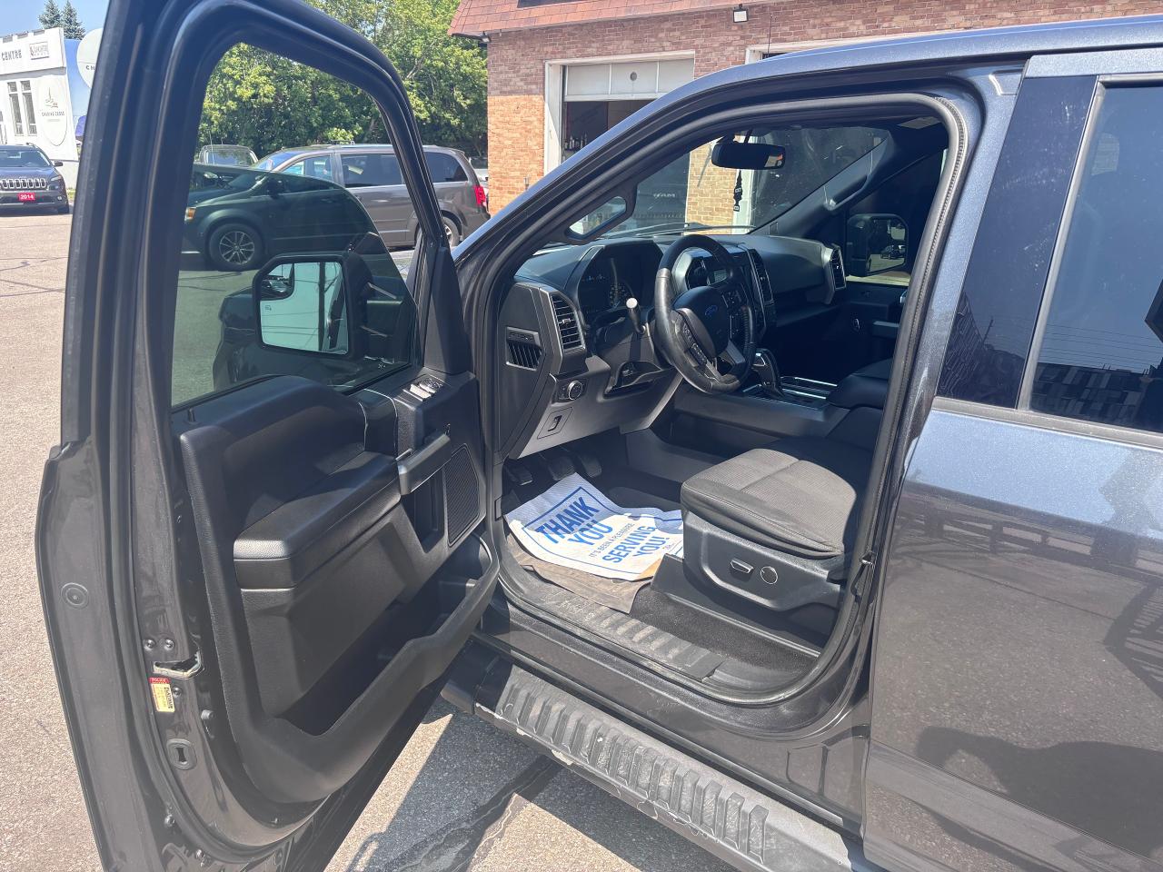2017 Ford F-150 XLT NAV 5.0L V8 - Photo #15