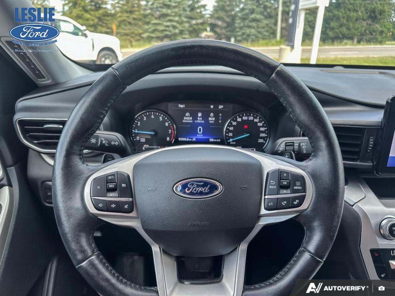 2021 Ford Explorer XLT 4WD Photo