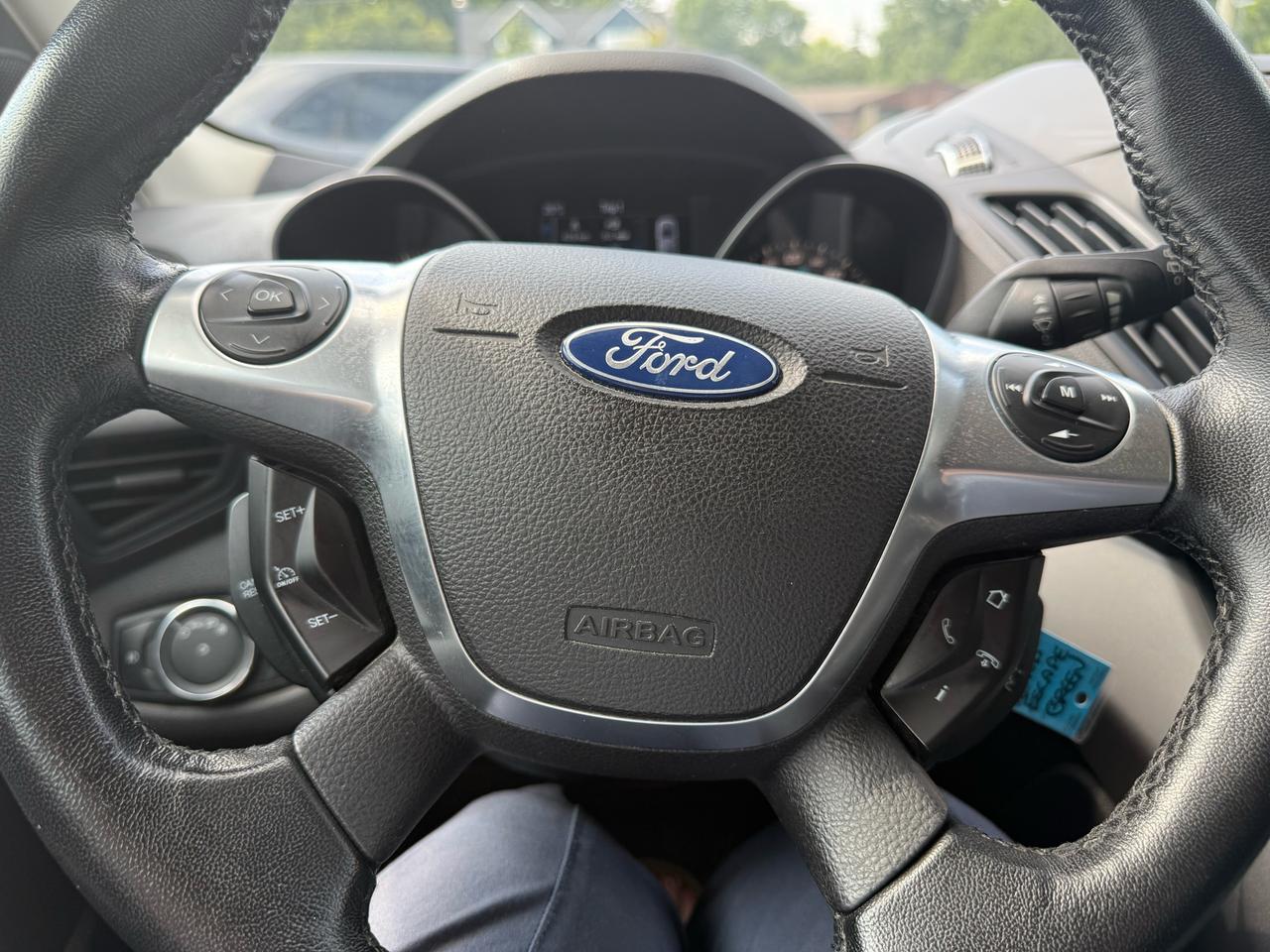2013 Ford Escape SE Photo