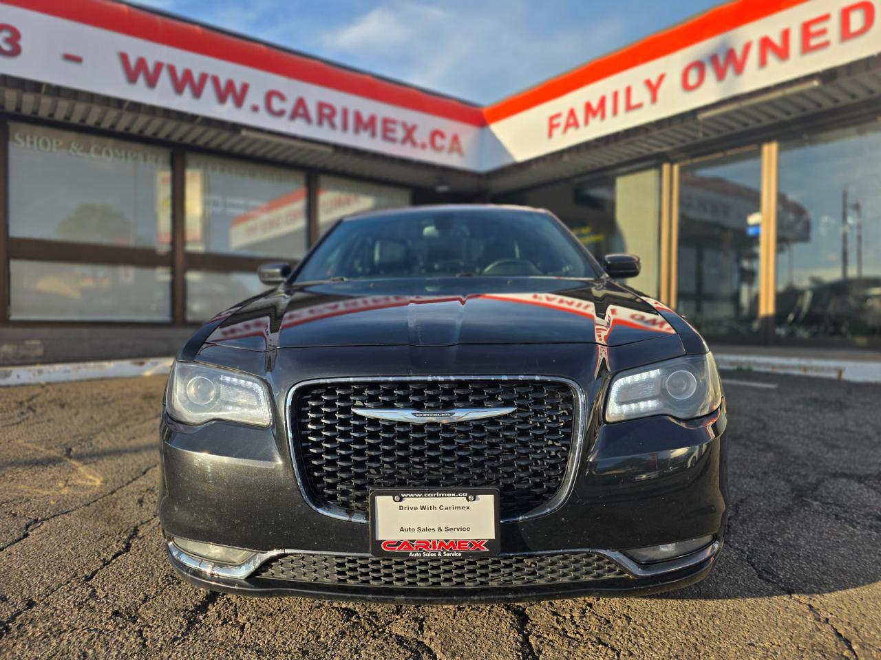 2015 Chrysler 300 AWD | BEATS By DRE |LEATHER | SUNROOF| NAVI Photo