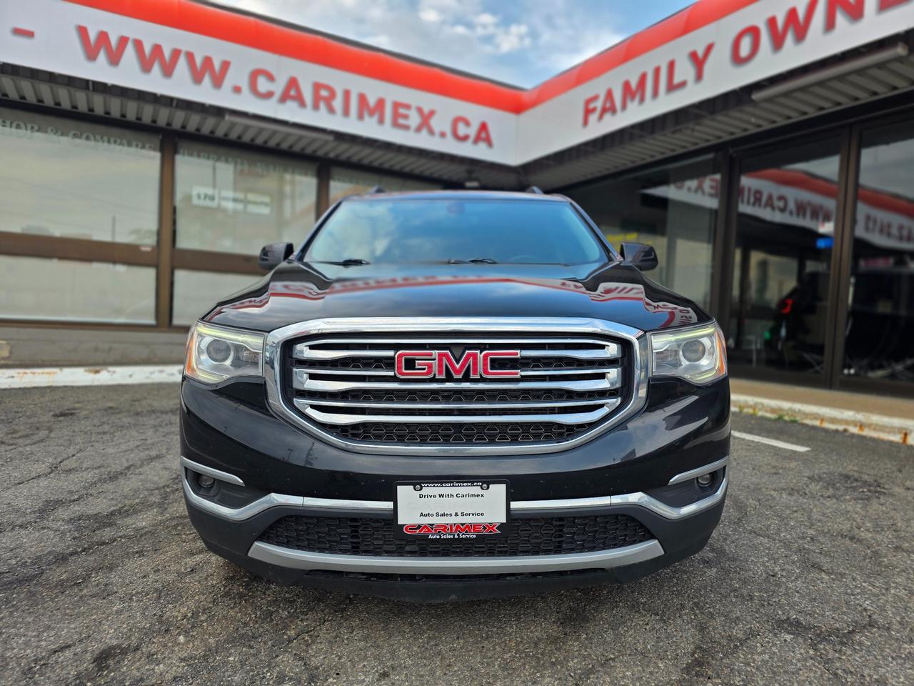 2017 GMC Acadia SLE-2 7 Seats | BOSE | Backup Camera | Heated Seats | Apple Car Play | Android Auto Photo