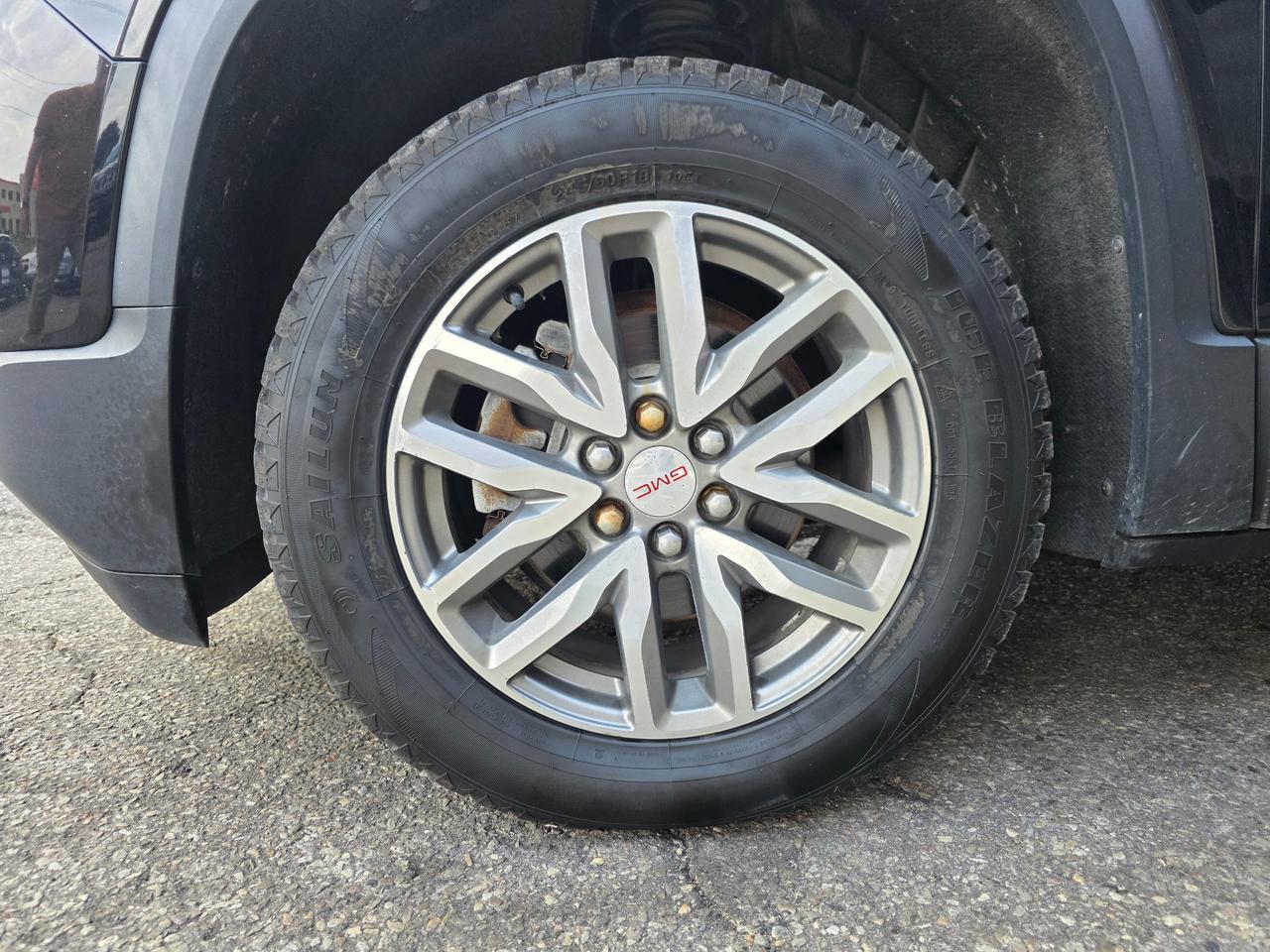 2017 GMC Acadia SLE-2 7 Seats | BOSE | Backup Camera | Heated Seats | Apple Car Play | Android Auto Photo