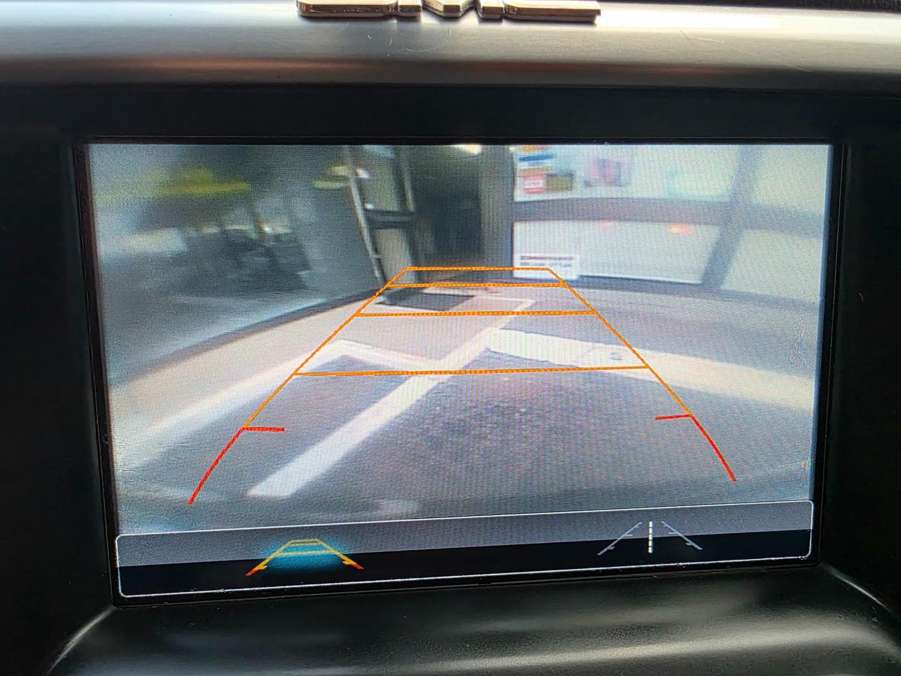 2017 GMC Acadia SLE-2 7 Seats | BOSE | Backup Camera | Heated Seats | Apple Car Play | Android Auto Photo