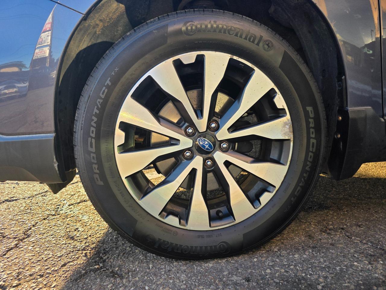 2015 Subaru Outback 3.6R Limited Package NAVI | BSM | Leather | HK Sound | Sunroof | Backup Camera Photo