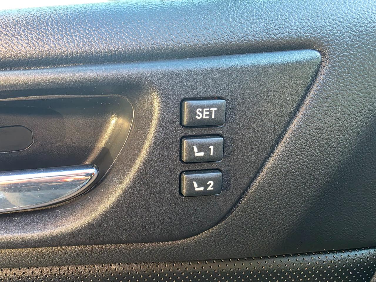 2015 Subaru Outback 3.6R Limited Package NAVI | BSM | Leather | HK Sound | Sunroof | Backup Camera Photo