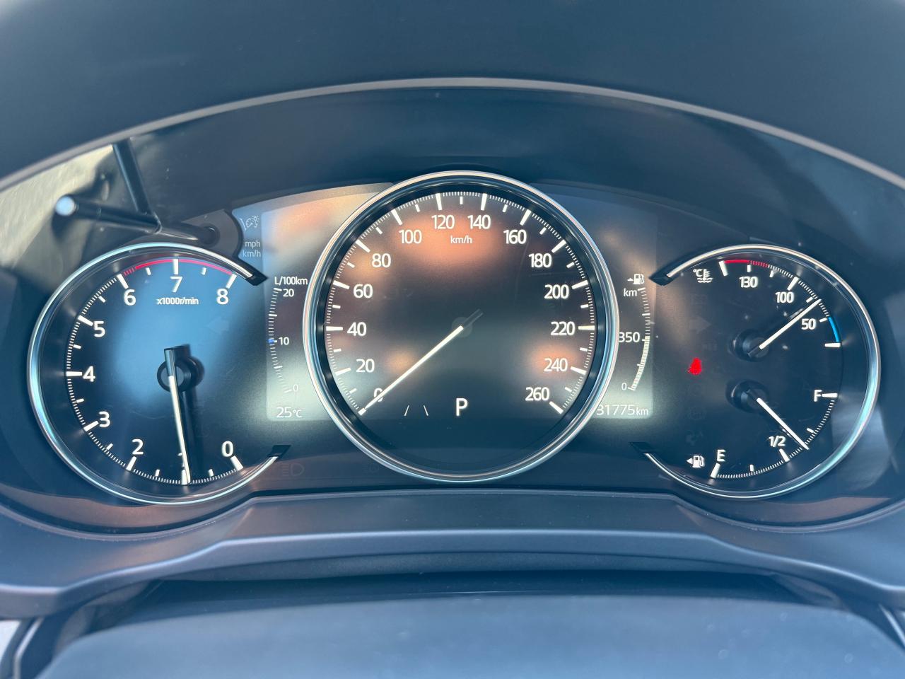 2023 Mazda CX-5 Signature NAV! Heads Up Display! Cooled Seats! Photo