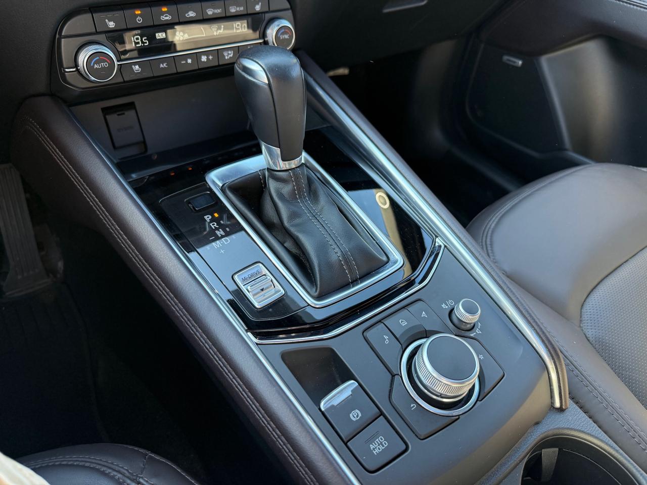 2023 Mazda CX-5 Signature NAV! Heads Up Display! Cooled Seats! Photo