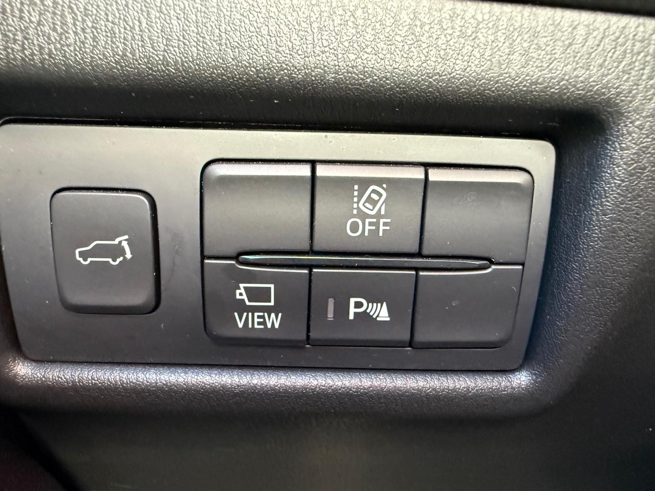 2023 Mazda CX-5 Signature NAV! Heads Up Display! Cooled Seats! Photo