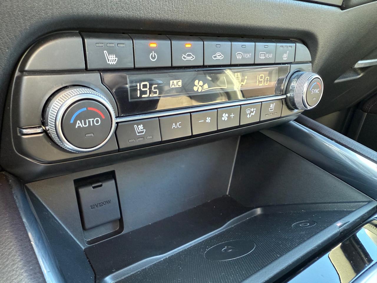 2023 Mazda CX-5 Signature NAV! Heads Up Display! Cooled Seats! Photo