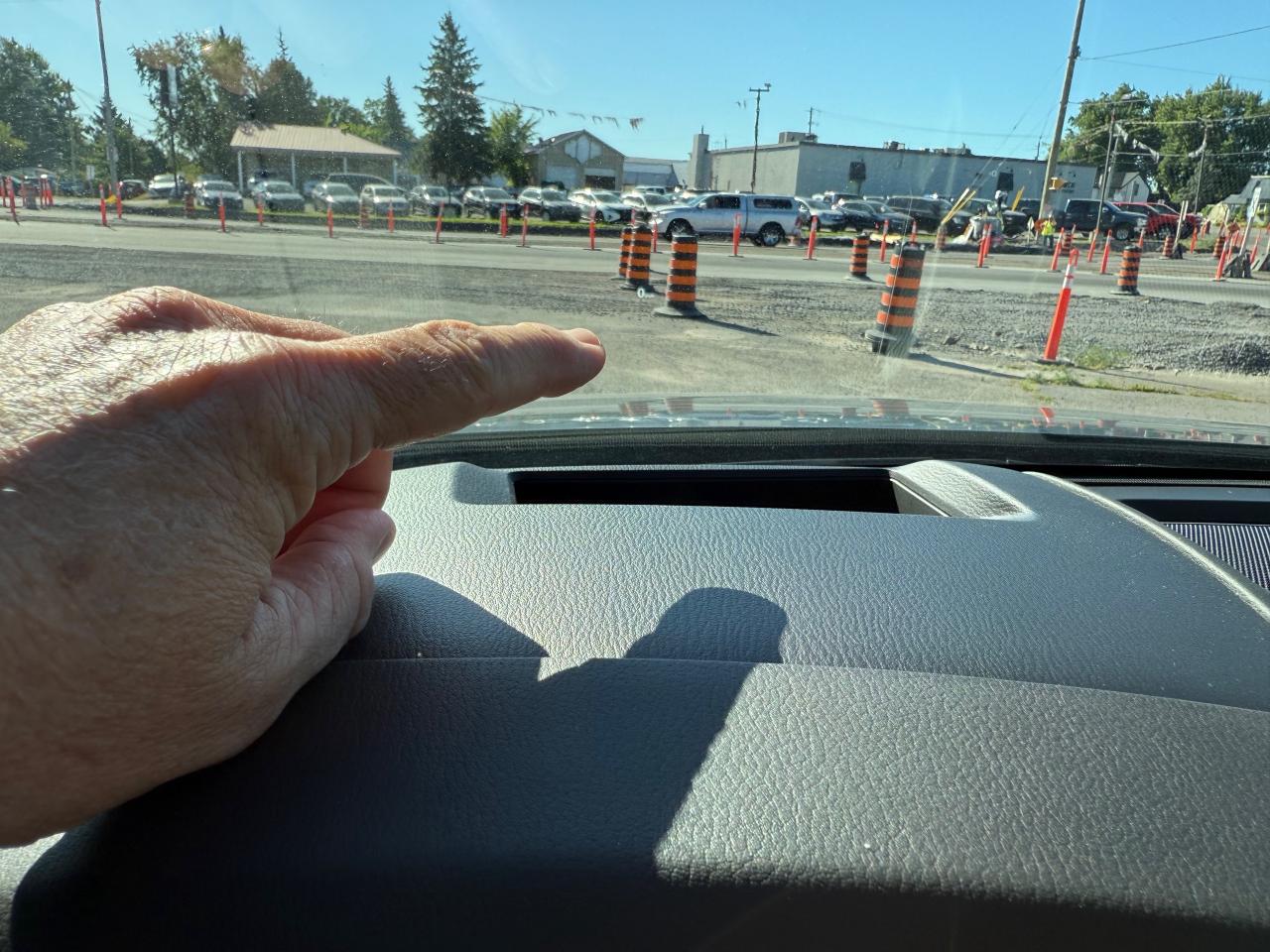 2023 Mazda CX-5 Signature NAV! Heads Up Display! Cooled Seats! Photo