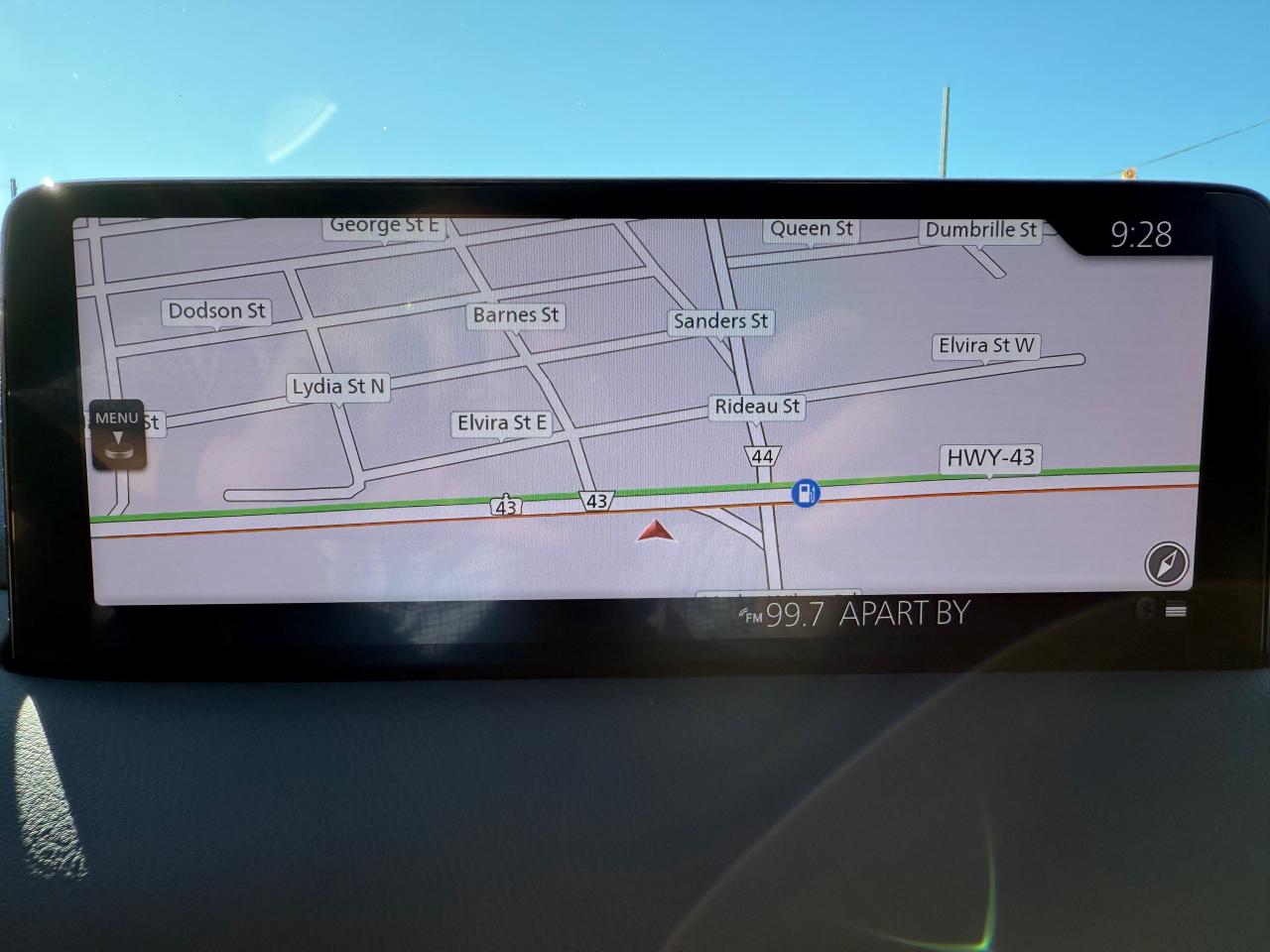 2023 Mazda CX-5 Signature NAV! Heads Up Display! Cooled Seats! Photo